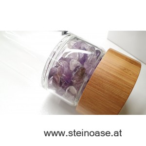 Glasflasche mit Amethyst